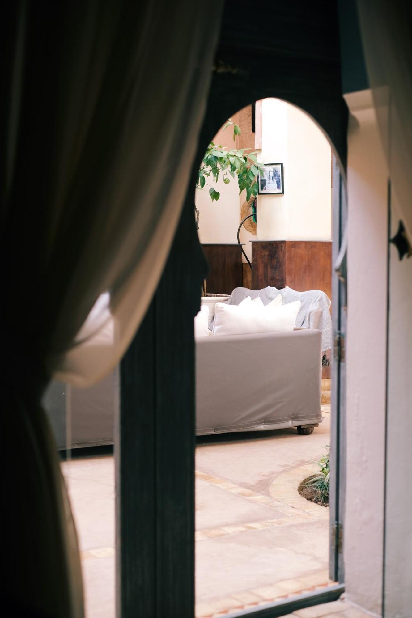 Exclusive And Stylish 4-Bedroom Riad With Plunge Pool 마라케시 외부 사진
